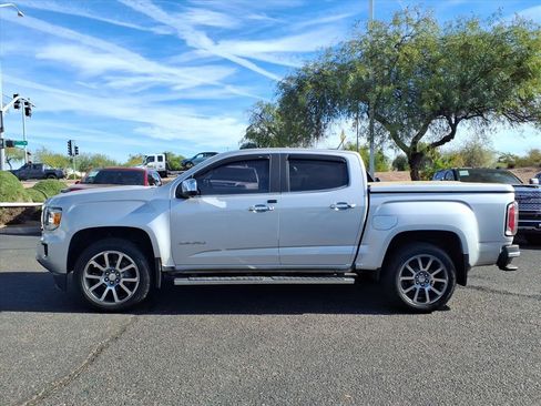 Used 2018 GMC Canyon Denali image 8