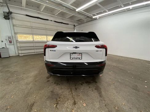 Used 2024 Chevrolet Blazer EV RS image 5