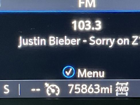 Used 2023 GMC Acadia SLT image 37