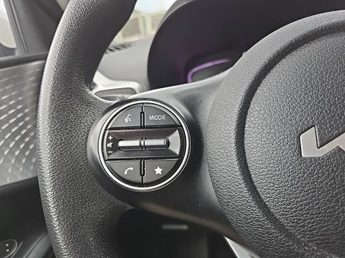 Certified 2023 Kia Soul LX FWD image 15