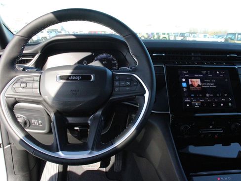 New 2026 Jeep Grand Cherokee Laredo X AWD/4WD image 8