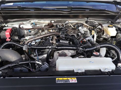 Used 2025 Toyota Tacoma TRD Sport image 12