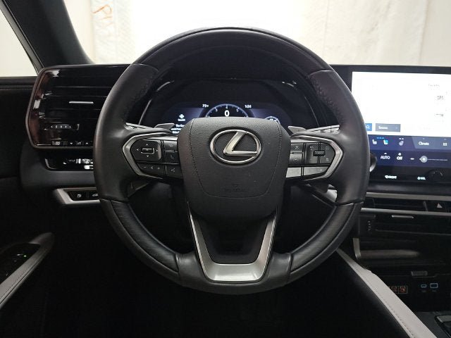 Used 2025 Lexus RX 350 Premium w/ Accessory Package AWD/4WD image 14