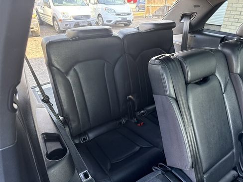 Used 2017 Audi Q7 3.0T Premium Plus image 18