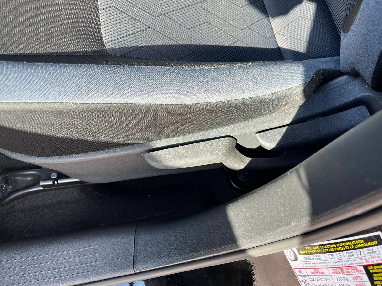 Used 2025 Nissan Versa SV FWD image 21