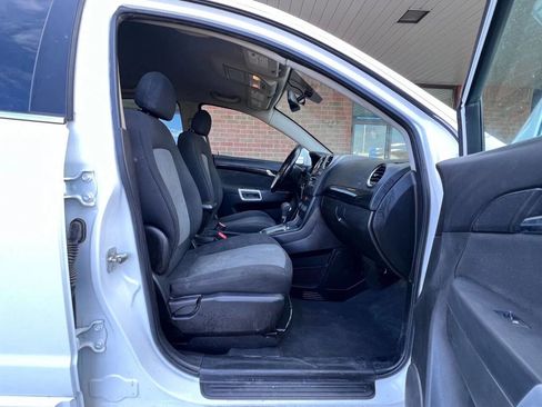 Used 2013 Chevrolet Captiva Sport LT image 16