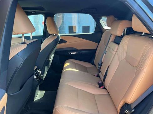 Used 2024 Lexus RX 350 Premium w/ Accessory Package image 34