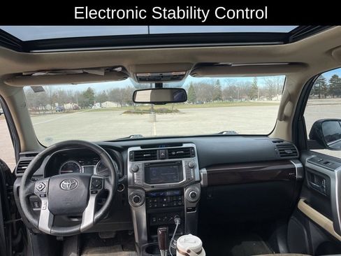 Used 2014 Toyota 4Runner Limited image 13