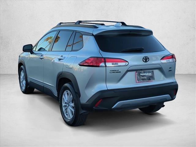 Certified 2022 Toyota Corolla Cross LE w/ Moonroof Package AWD/4WD image 8