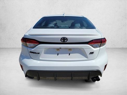 Used 2026 Toyota Corolla SE FWD image 6
