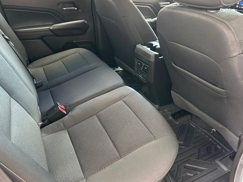 Used 2024 Chevrolet Colorado LT w/ LT Convenience Package image 18