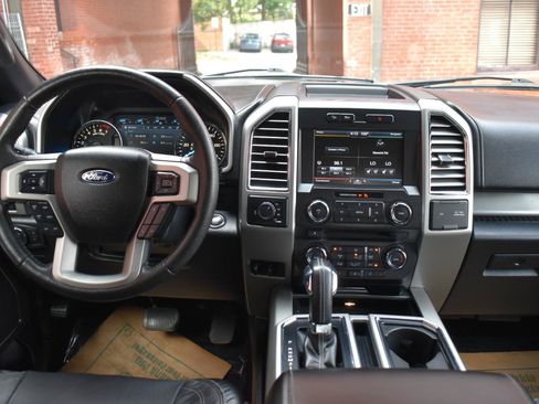 Used 2015 Ford F150 Lariat AWD/4WD image 21