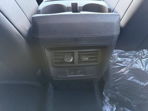 New 2026 GMC Canyon Elevation w/ Convenience Package image 32