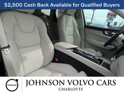 New 2026 Volvo XC60 T8 Ultra w/ Protection Package Premier image 10