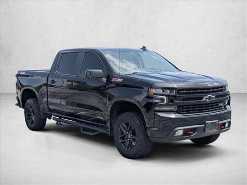 Used 2021 Chevrolet Silverado 1500 LT Trail Boss w/ Convenience Package II AWD/4WD image 3