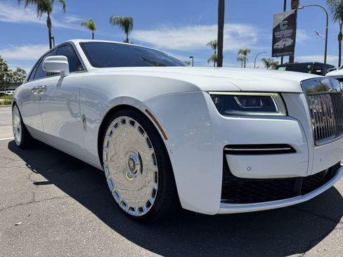 Used 2022 Rolls-Royce Ghost w/ Ghost Package AWD/4WD image 10