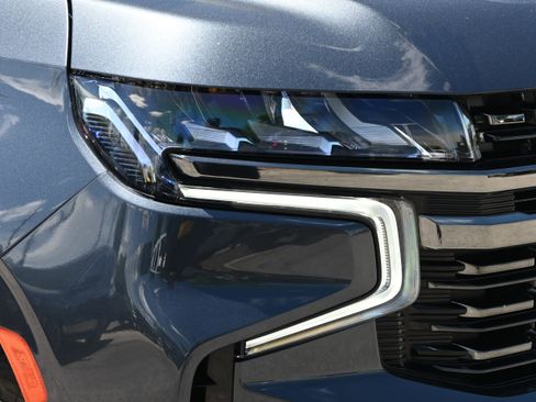 Used 2021 Chevrolet Tahoe RST w/ Luxury Package image 12