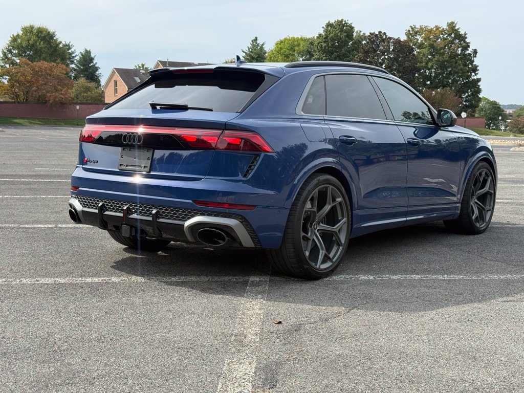 Used 2025 Audi RS Q8 performance AWD/4WD image 7