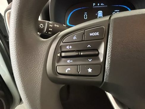 Certified 2026 Hyundai Venue SE FWD image 15