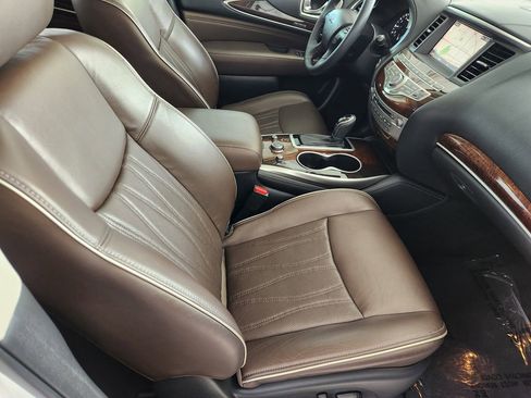 Used 2017 INFINITI QX60 FWD w/ Deluxe Technology Package image 14