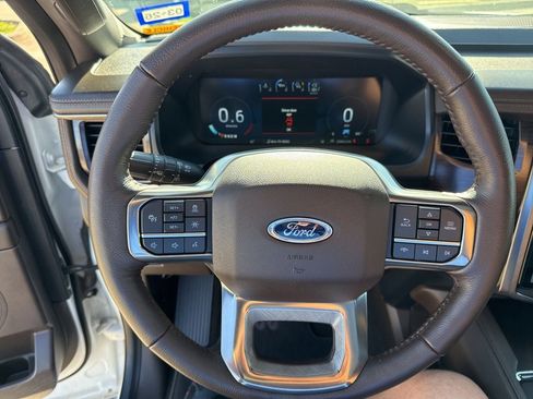 Used 2022 Ford Expedition King Ranch image 23