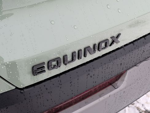 New 2026 Chevrolet Equinox LT w/ Convenience Package II image 90