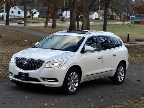 Used 2013 Buick Enclave Premium w/ LPO, Cargo Convenience Pkg image 3