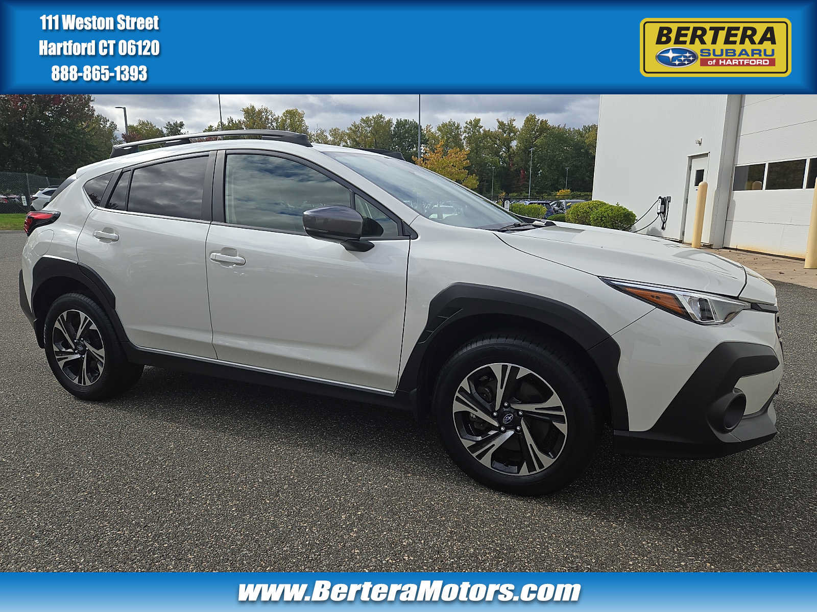 Used 2024 Subaru Crosstrek 2.0i Premium AWD/4WD image 1
