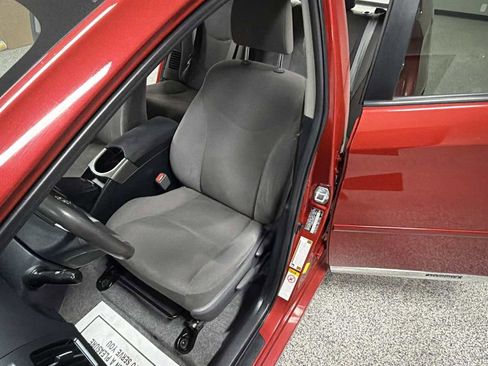 Used 2014 Toyota Prius Two image 12