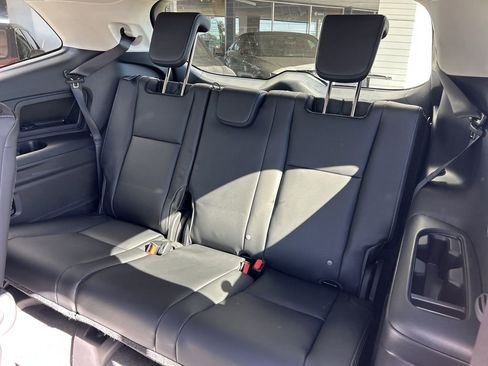New 2026 Subaru Ascent Limited AWD/4WD image 19