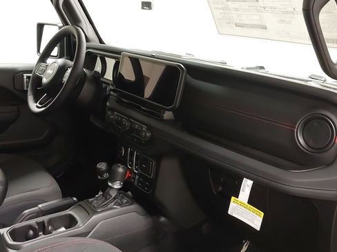 New 2026 Jeep Wrangler Rubicon image 29