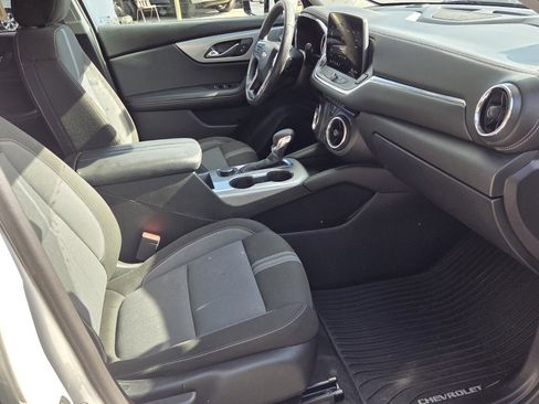 Certified 2023 Chevrolet Blazer LT FWD image 11