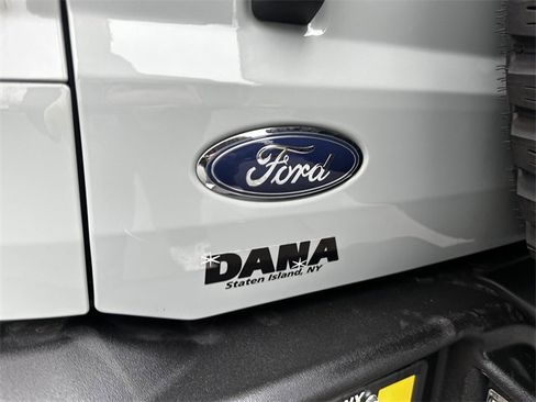 Certified 2024 Ford Bronco Big Bend w/ Sasquatch Package image 41