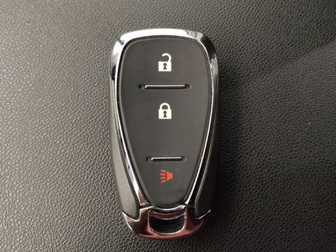 Used 2024 Chevrolet Equinox LS FWD image 32