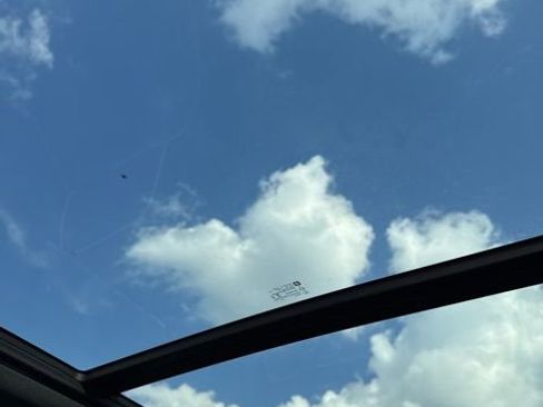 Used 2023 GMC Yukon SLT image 22