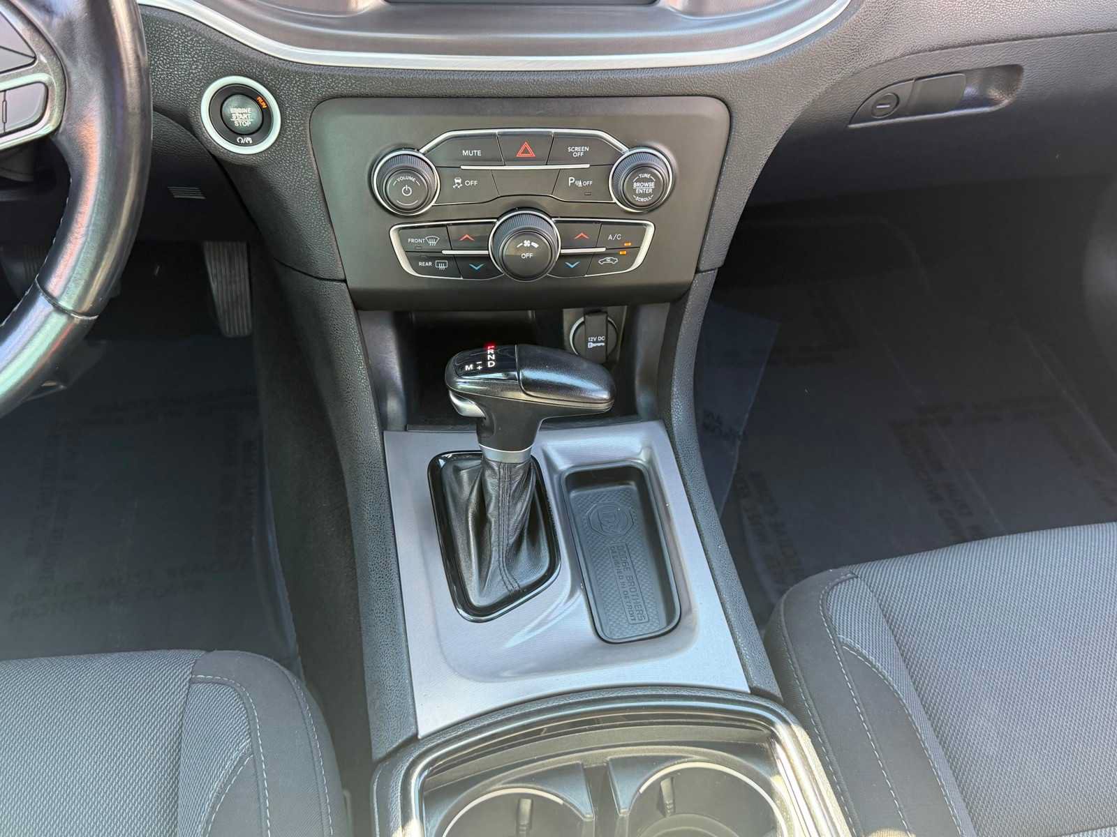 Used 2022 Dodge Charger SXT w/ Blacktop Package RWD image 19