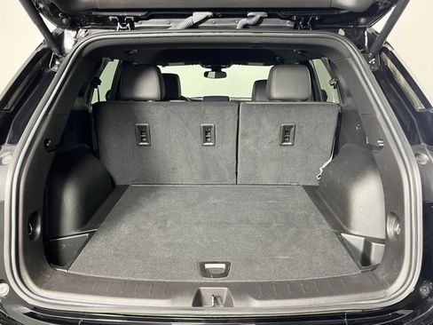 Used 2024 Chevrolet Blazer RS w/ Enhanced Convenience Package image 26