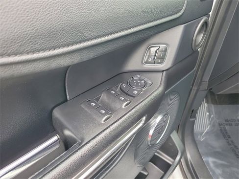 Used 2018 Ford Expedition XLT w/ Equipment Group 202A image 14