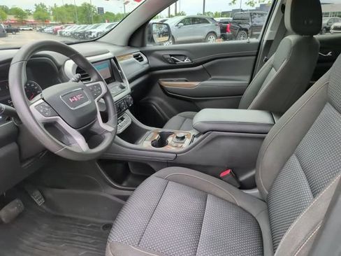Certified 2023 GMC Acadia SLE w/ Driver Convenience Package AWD/4WD image 19