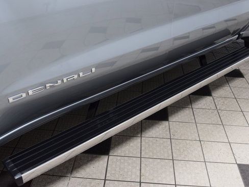 Used 2023 GMC Sierra 1500 Denali Ultimate image 32