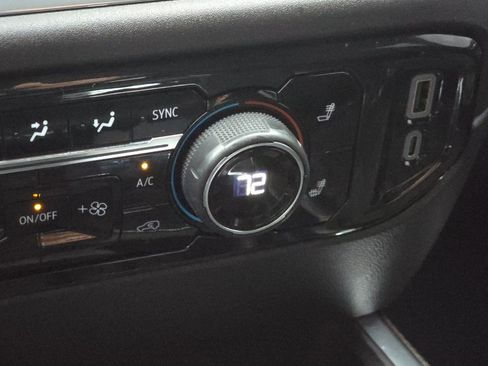 Used 2024 Chevrolet Silverado 1500 RST w/ Convenience Package II image 28