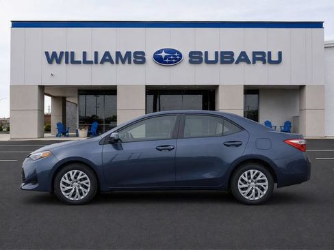 Used 2017 Toyota Corolla LE FWD image 4