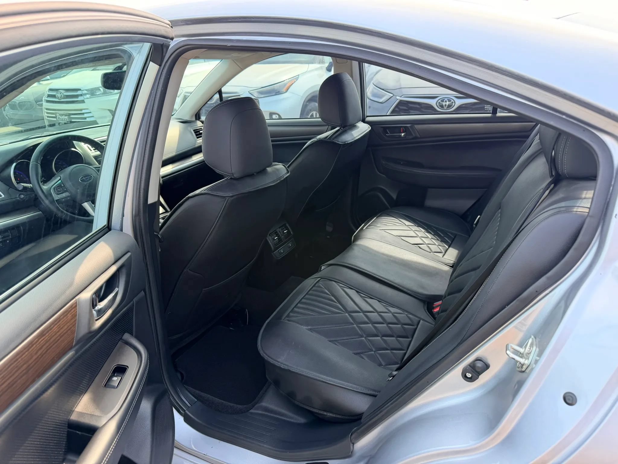Used 2015 Subaru Legacy 2.5i Limited AWD/4WD image 15