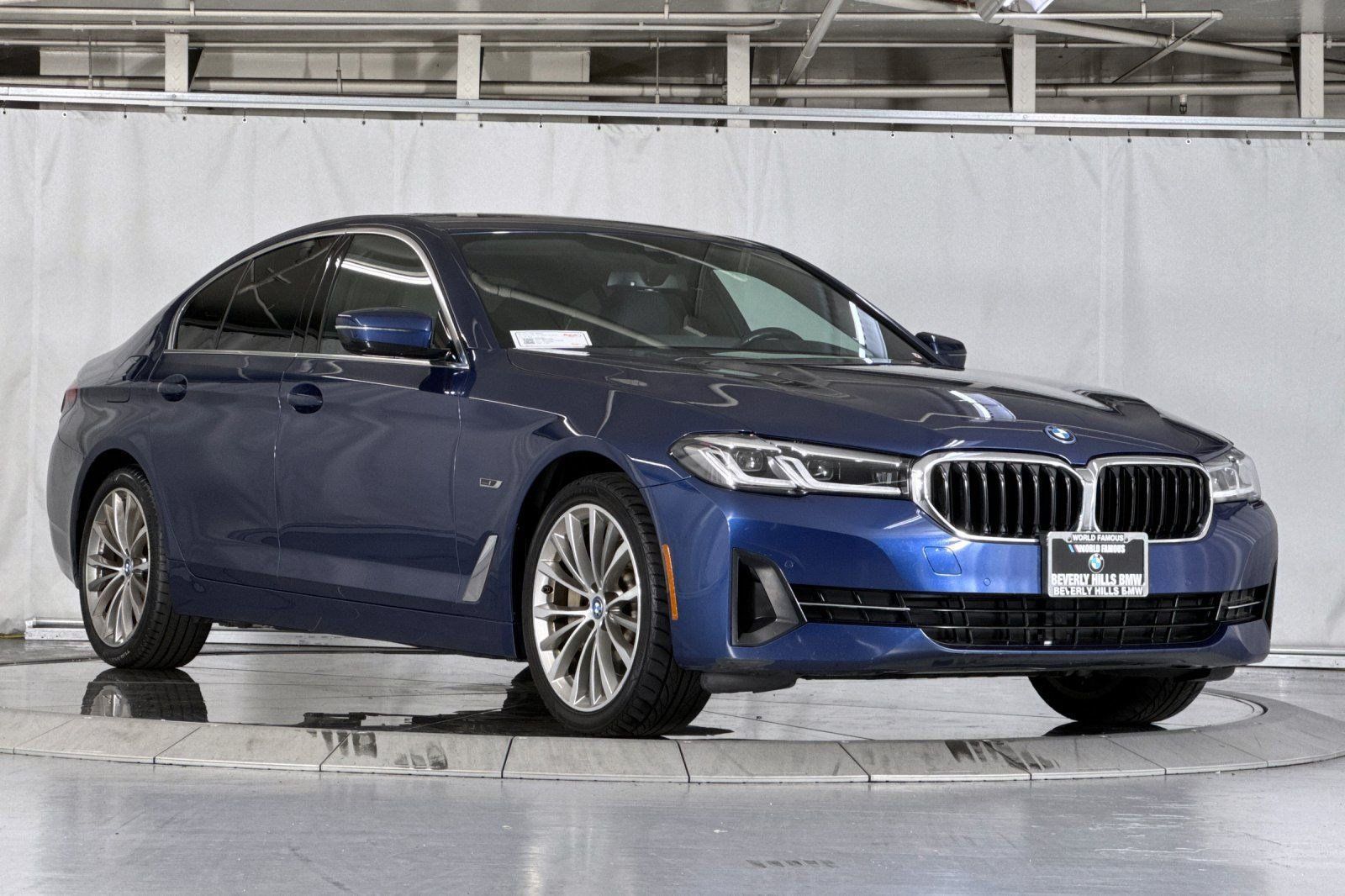 Used 2023 BMW 530e w/ Convenience Package RWD image 7