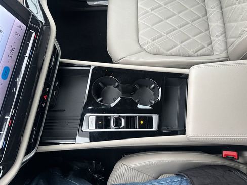 New 2026 Volkswagen Atlas SEL Premium R-Line image 13