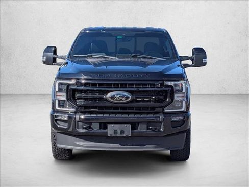 Used 2022 Ford F250 Lariat w/ Black Appearance Package image 2