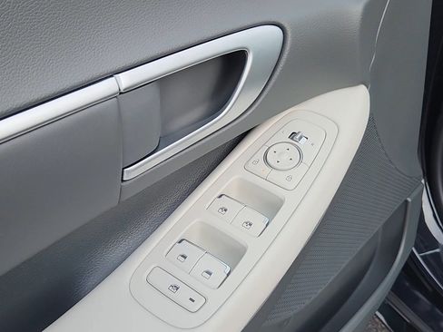 Used 2024 Hyundai Sonata SEL w/ Convenience Package image 7