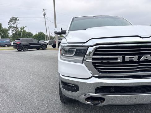 Used 2024 RAM 1500 Laramie AWD/4WD image 9