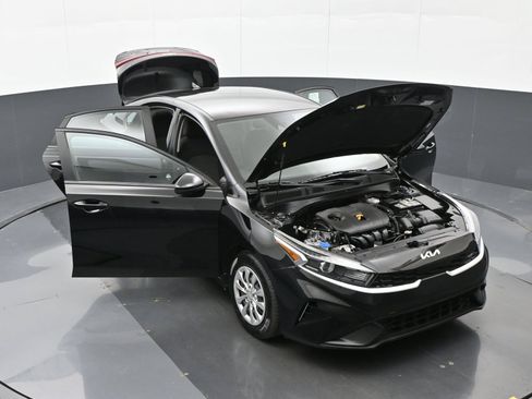 Used 2024 Kia Forte LX FWD image 45