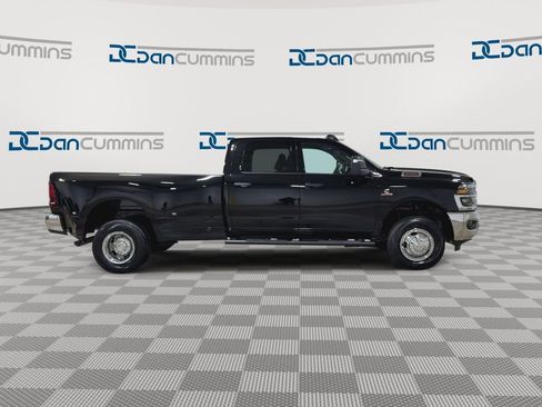 New 2026 RAM 3500 Tradesman AWD/4WD image 9